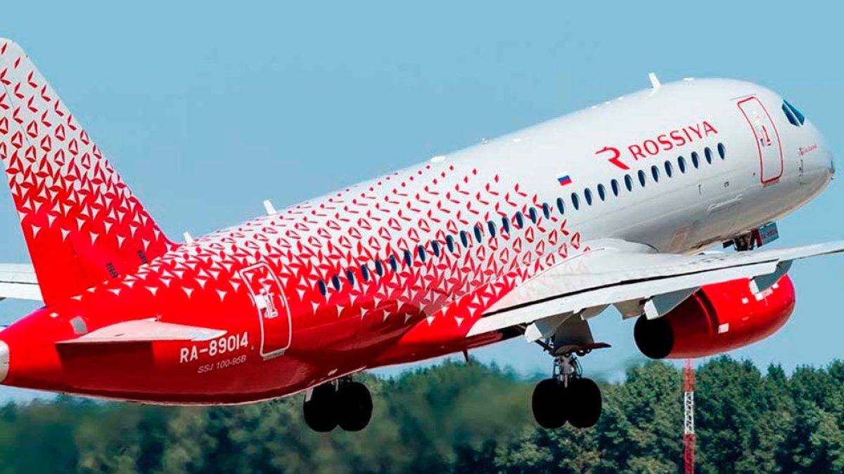 Avión.- Una nave de la aerolínea Rossiya.