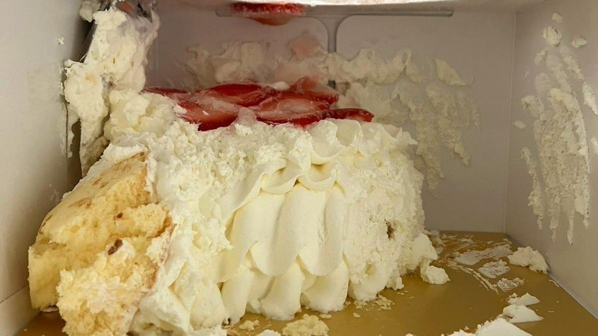 Tarta.- Una de las fotos del dulce que se publicó en las redes sociales.