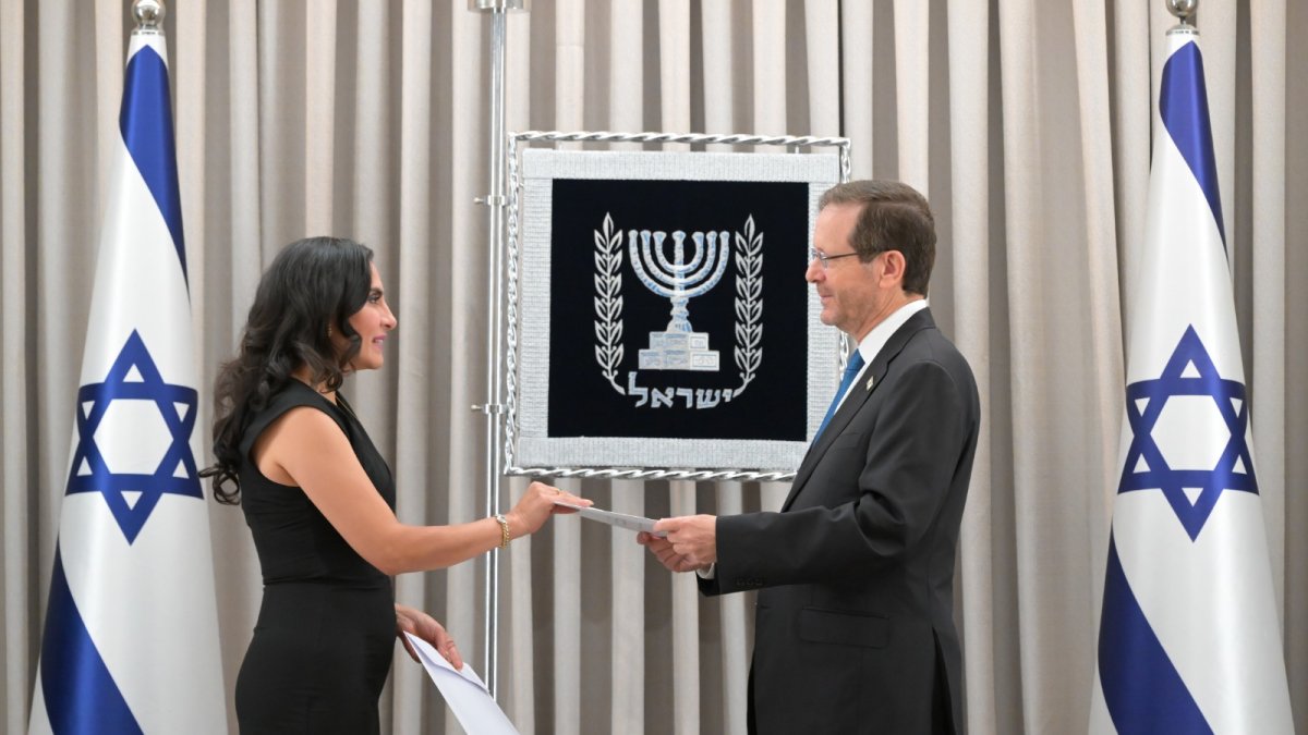La vicepresidenta/ embajadora presentó sus cartas credenciales ante las autoridades de Israel.