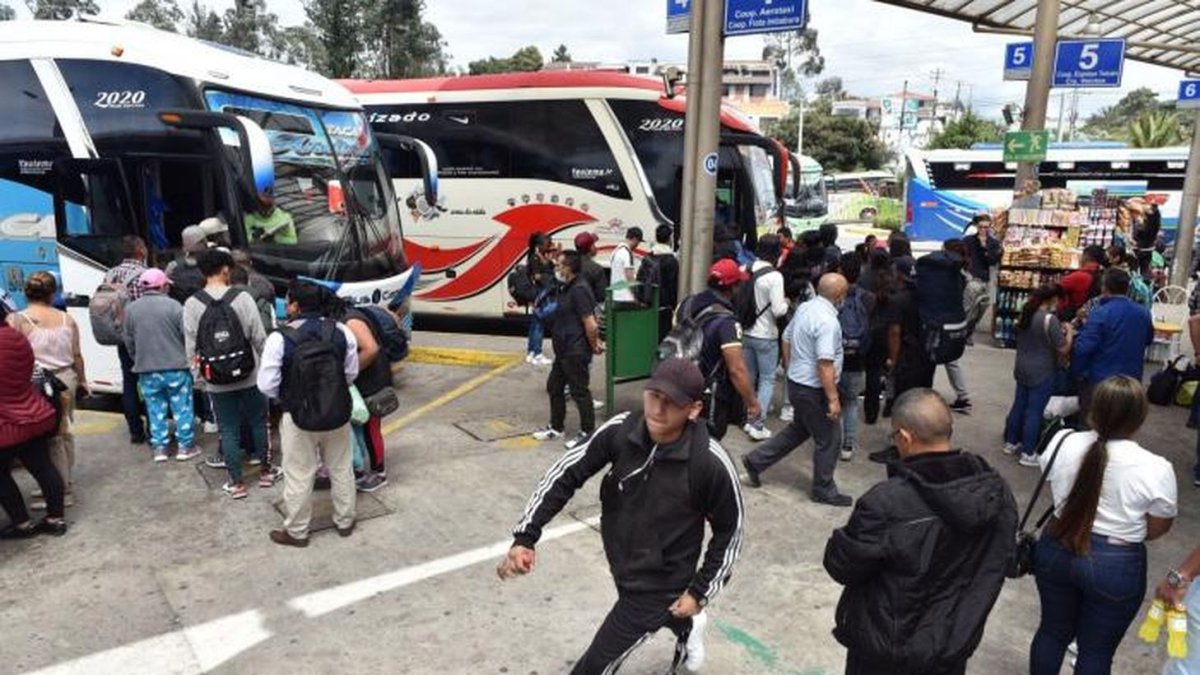 Los terminales de Quitumbe (sur) y Carcelén (norte) operarán las 24 horas.