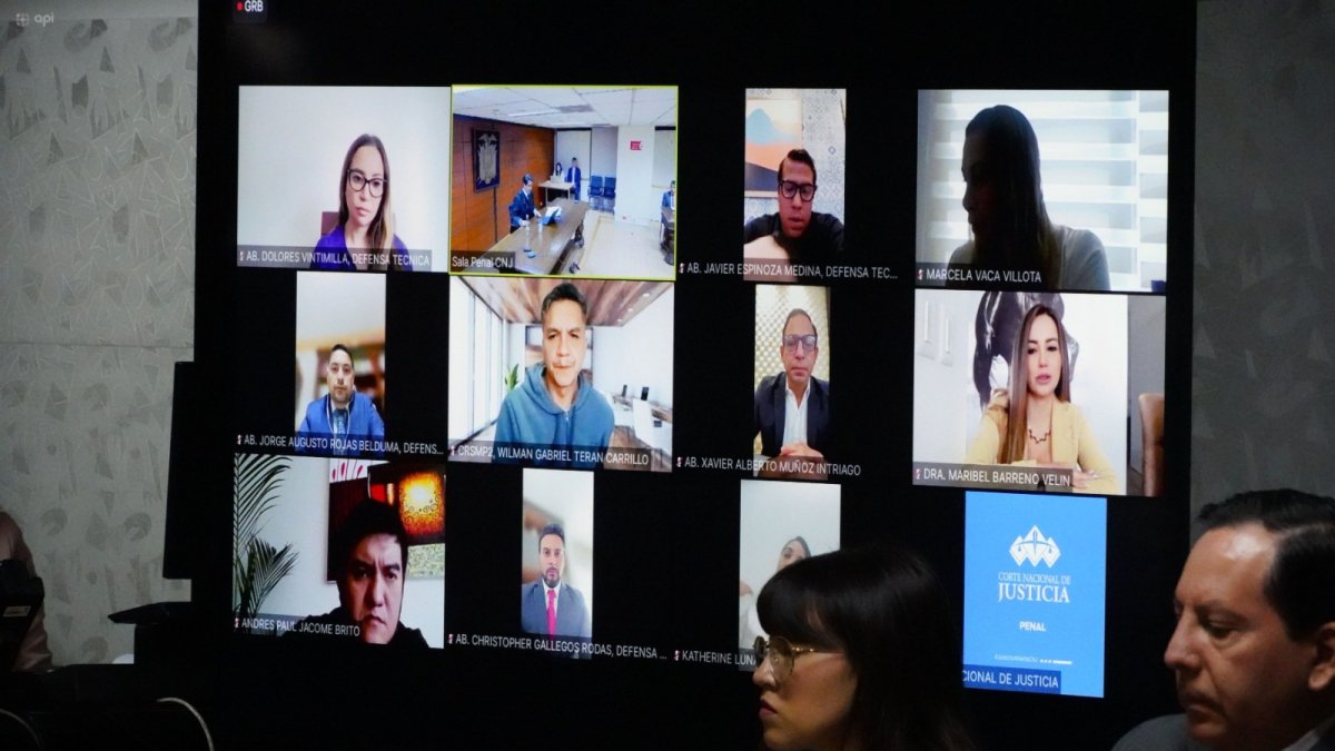 Muñoz se conectó vía telemática a la audiencia y apareció en la pantalla junto a Terán, que está en la Cárcel 4.