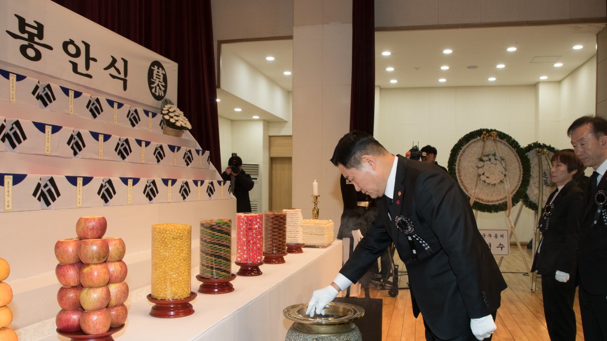 Foto de archivo del ministro de Defensa de Corea del Sur, Shin Won-sik.