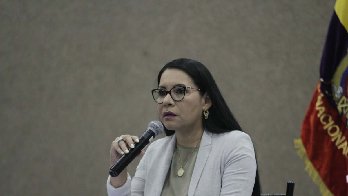 La solicitud se envió hace más de un mes.