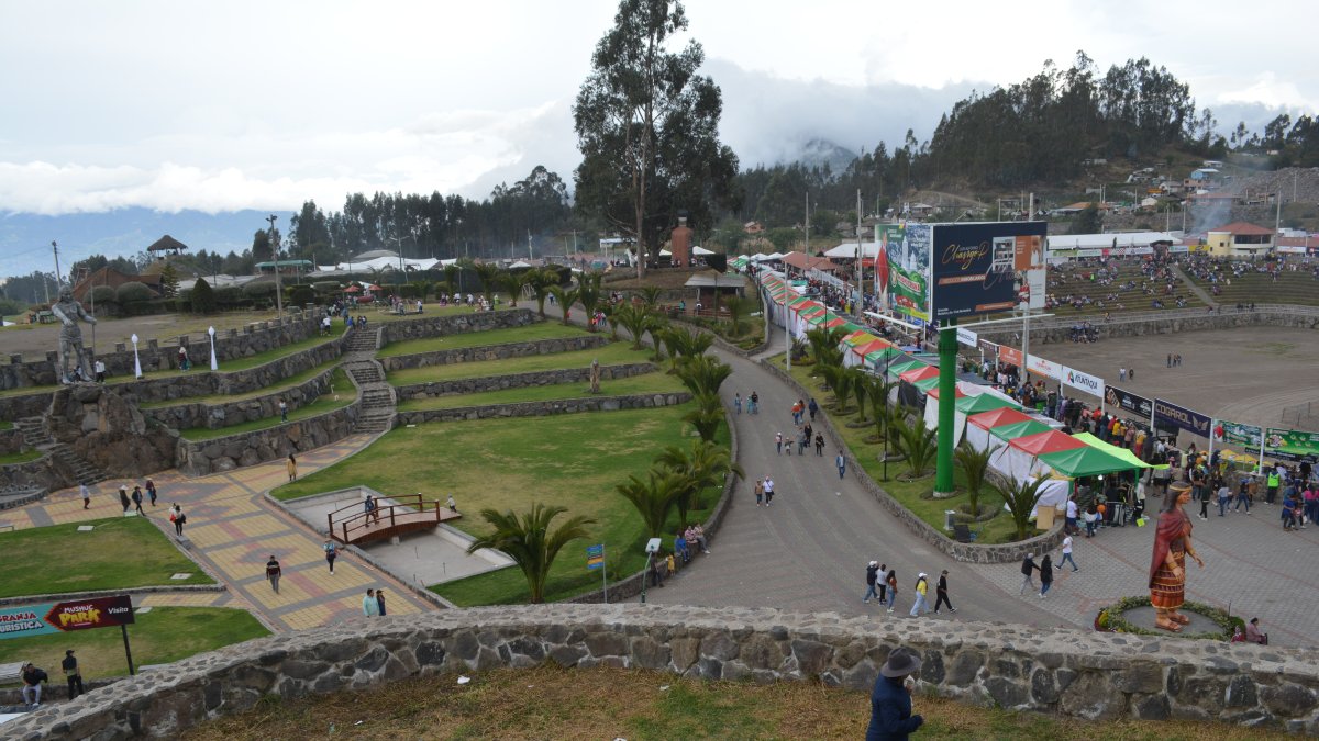 Tisaleo. En el complejo existen construcciones que tienen similitudes con el complejo inca de Ingapirca.