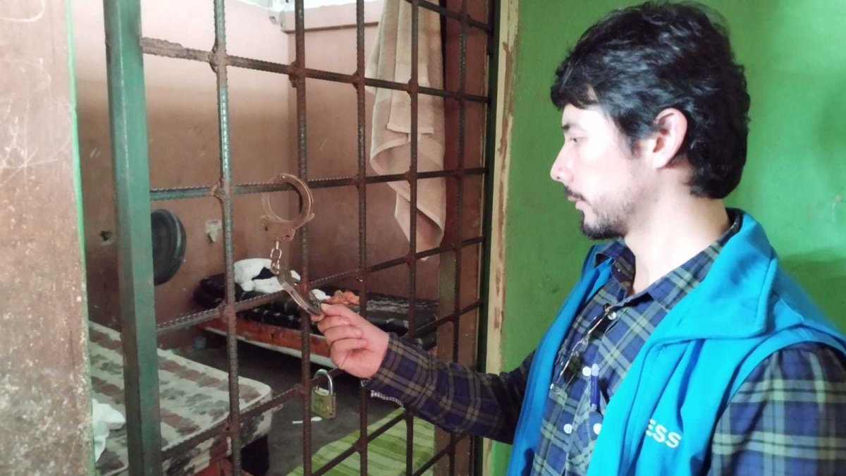 Situación. Funcionarios de Acess llegan a centros con resguardo policial.