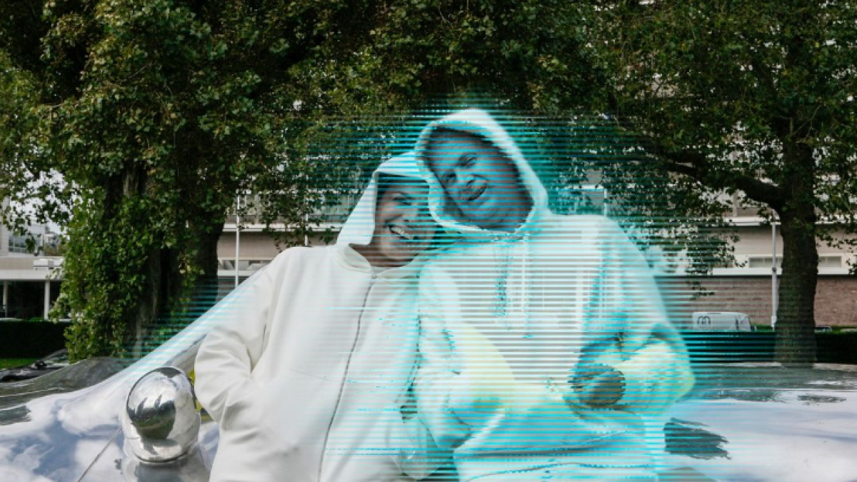 Hybrid Couple - Alicia Framis y AiLex