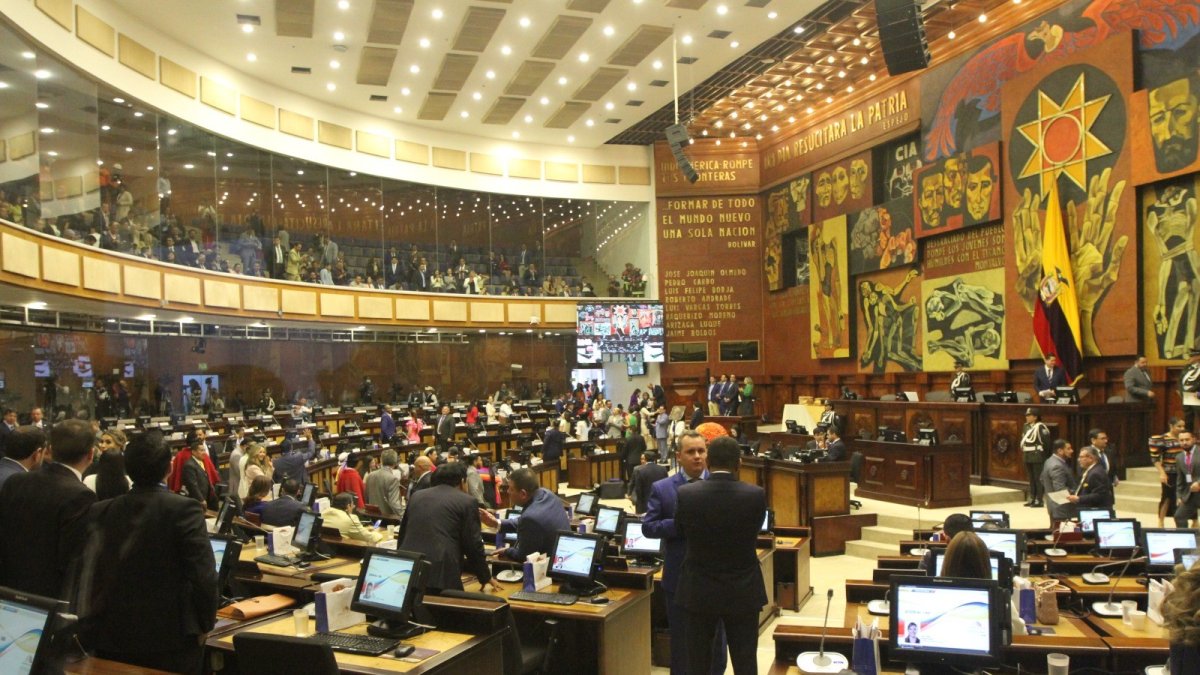 Labores. Las comisiones seguirán con la elaboración de informes.