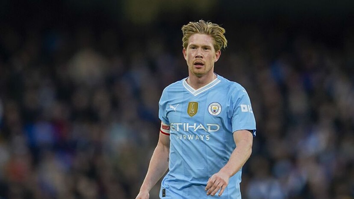 Kevin De Bruyne volvió a las canchas en la goleada de Manchester City ante Huddesfield