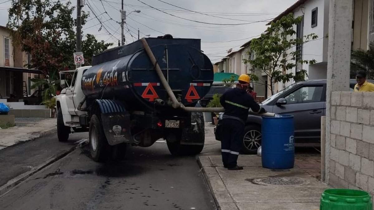 Días atrás, otras ciudadelas de Guayaquil sufrieron asimismo otros cortes.