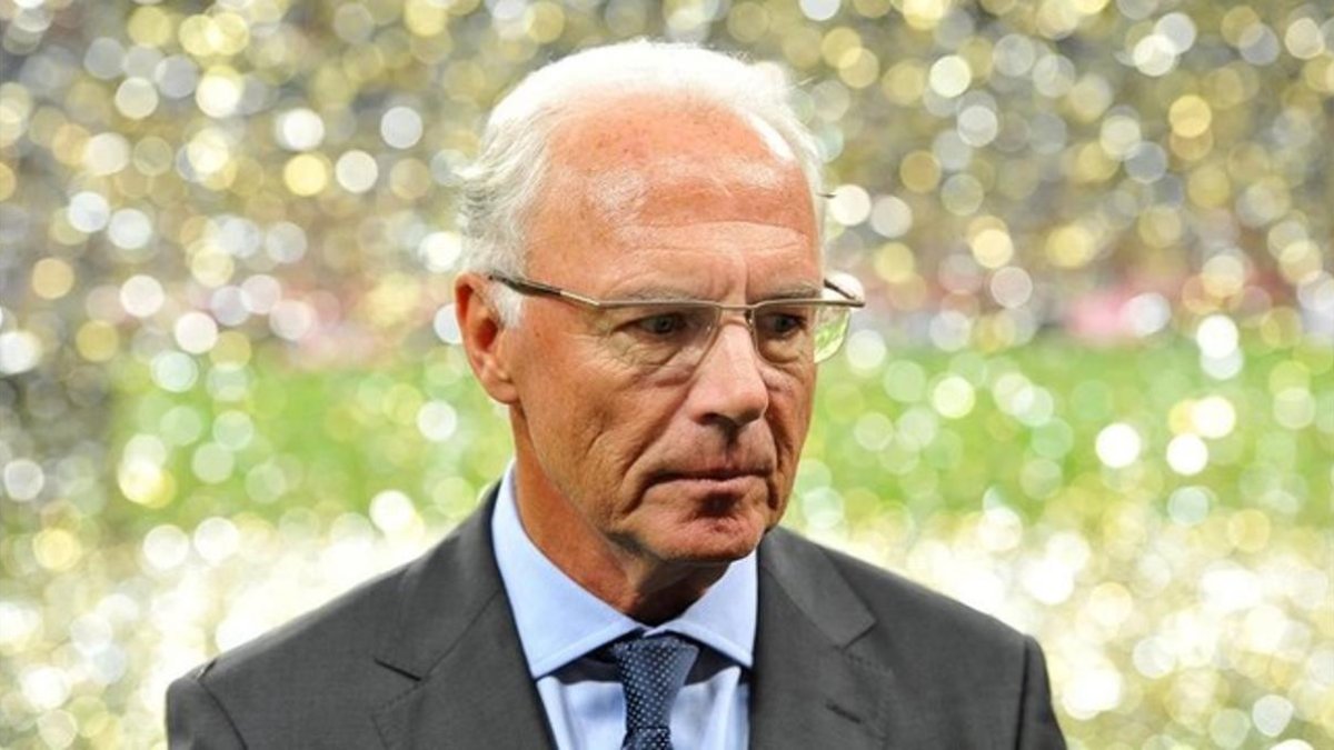 Beckenbauer.