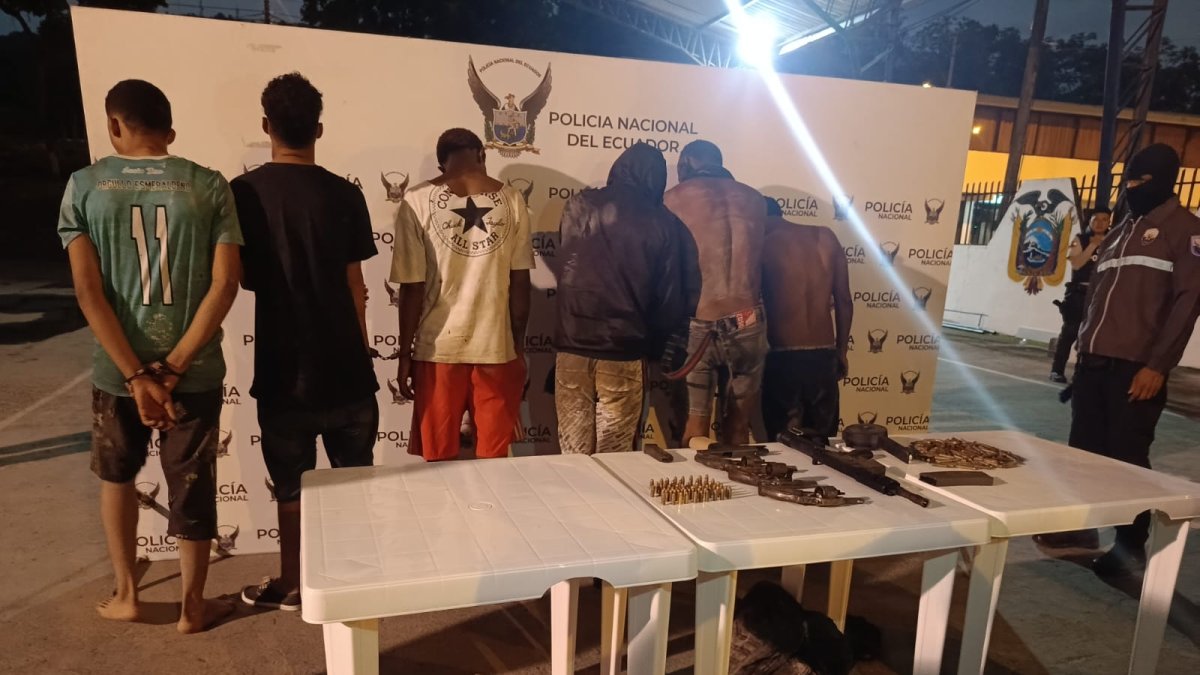 Algunos de los detenidos por la Policía Nacional.