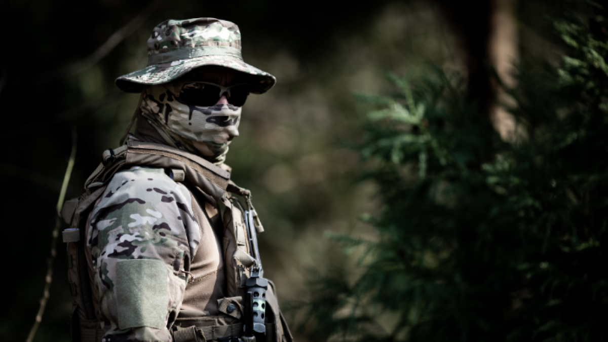 Dato. El decreto ejecutivo que reconoce a las bandas narcocriminales como terroristas  nombra a las que operan en el país.