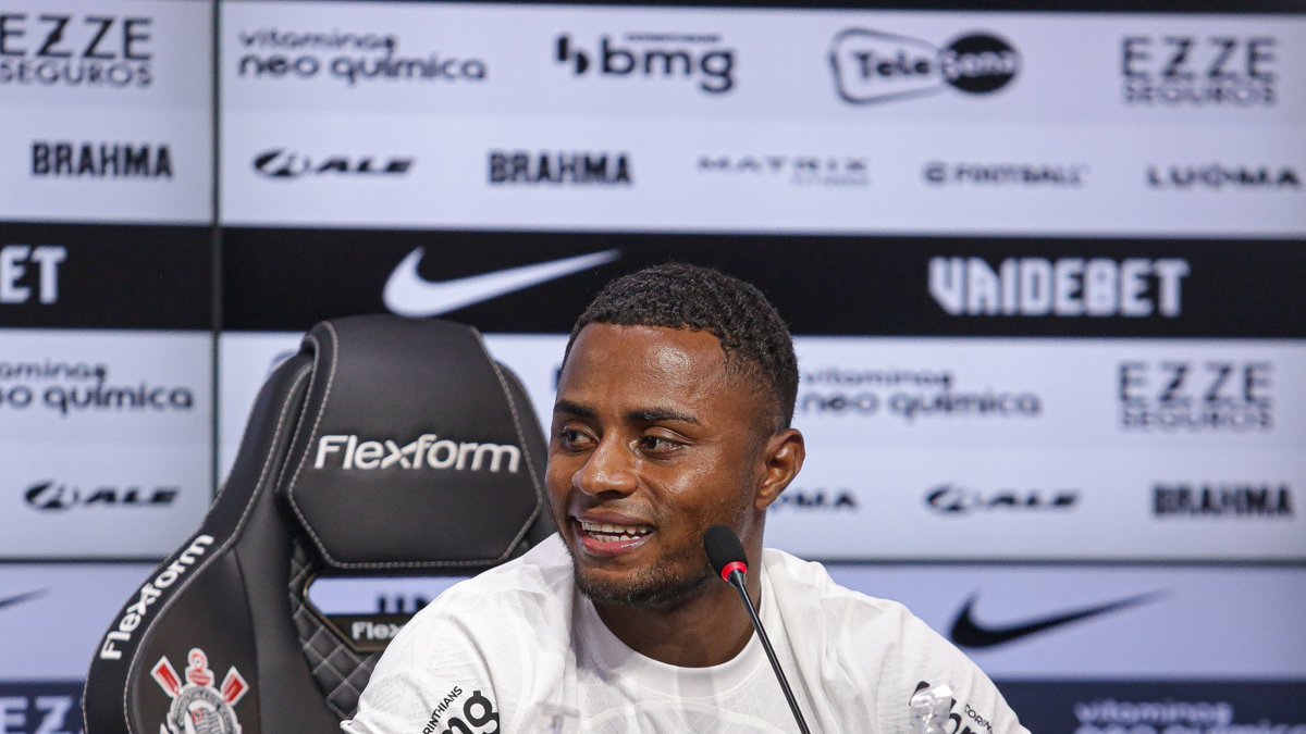Diego Palacios en su primera conferencia de prensa con el Timao.