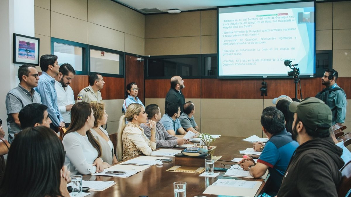 El Consejo Provincial del Guayas se reunió la mañana de este miércoles 10 de enero en Guayaquil.