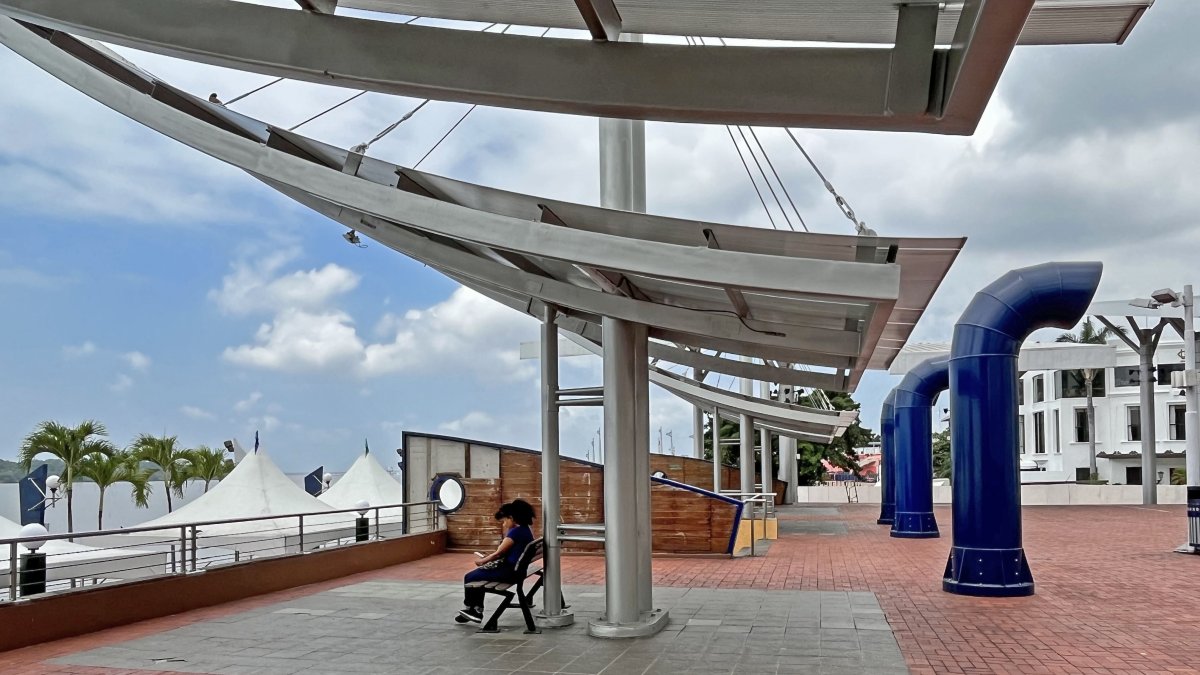 Referencial. Las áreas recreativas, centros comerciales y de esparcimiento estará cerrados al público este 10 de enero.