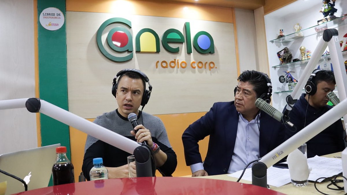 El presidente Daniel Noboa atendió una entrevista en radio Canela, de Jorge Yunda.