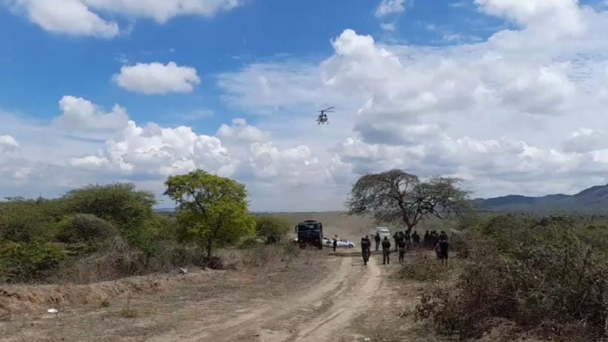 Un helicóptero de las Fuerzas Armadas descubrió el lugar en un sector de Chanduy, en la provincia de Santa Elena.