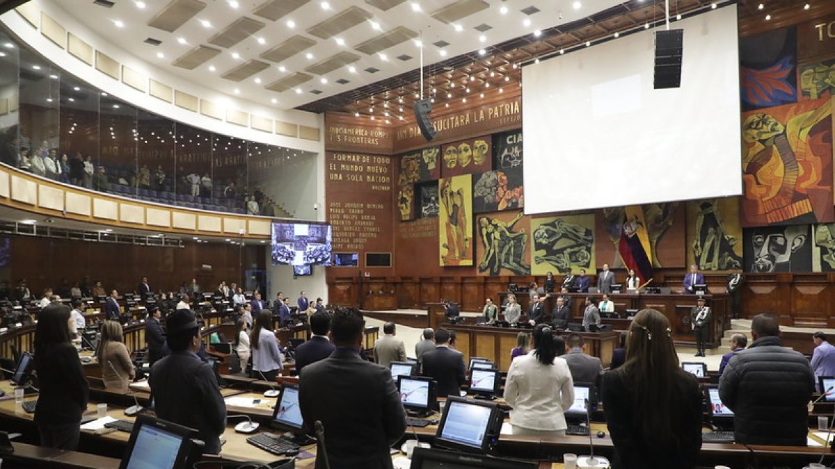 Las bancadas de la Asamblea se han mostrado en contra de subir el IVA.