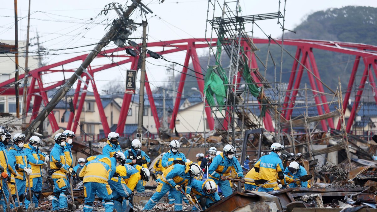 El Gobierno local ha anunciado el levantamiento en el marco de un mes de 115 casas temporales en cuatro puntos de Wajima y Suzu, las dos ciudades más afectadas por el temblor.