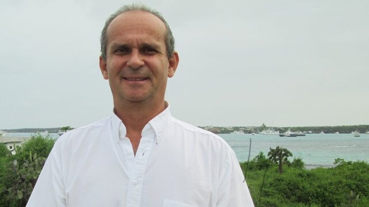 El ambientalista fue director de la Fundación Charles Darwin.