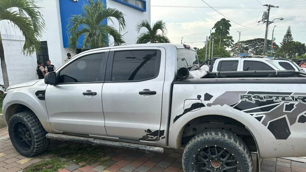 Daule. En la camioneta ploma de alta gama se dio el intento de secuestro.