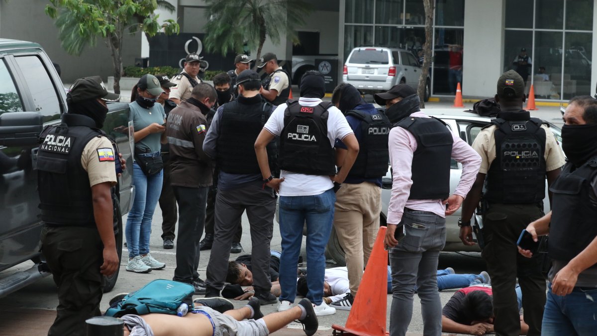 El conflicto se decretó luego de un ataque armado a un medio de comunicación