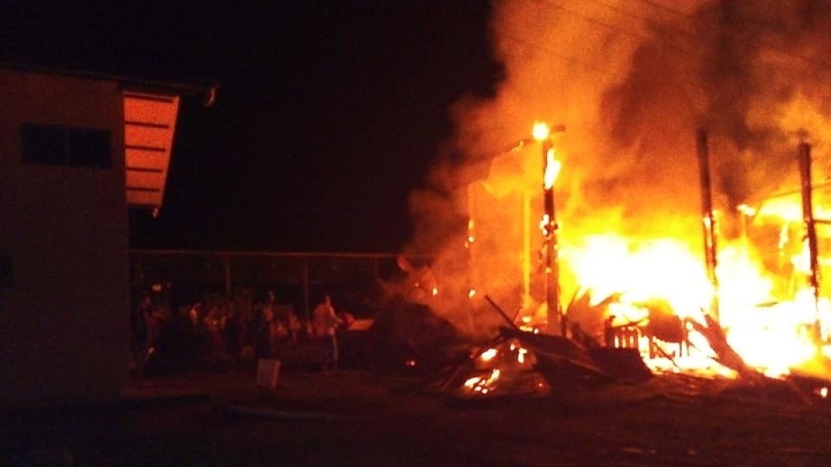 Foto referencial de incendio de iglesia