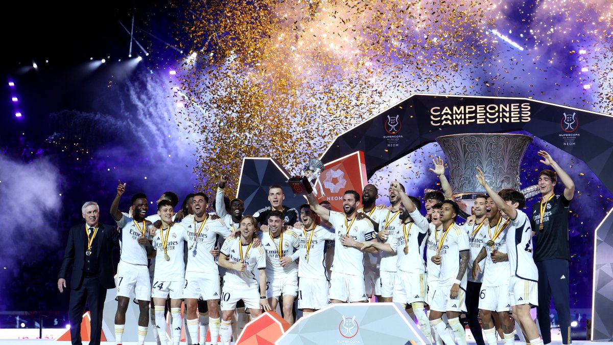 Real Madrid ha logrado la decimotercera Supercopa de su historia.