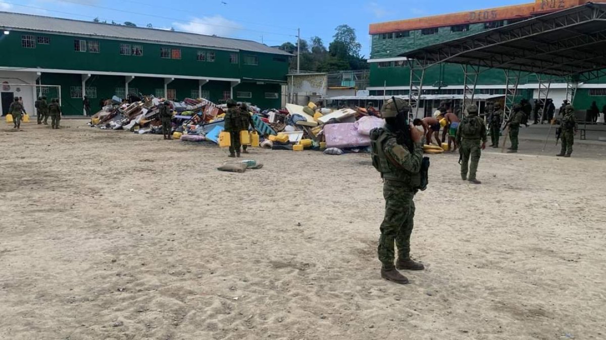 40 privados de libertad aún no han sido localizados