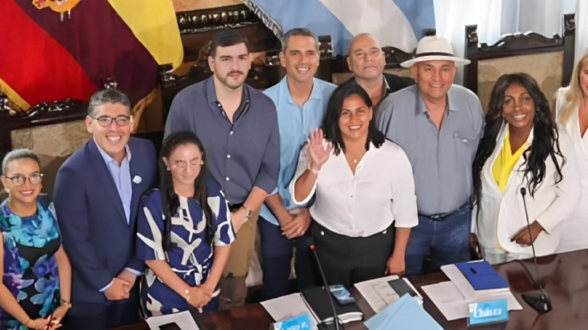 Función. El concejo municipal es el órgano de legislación y fiscalización del gobierno autónomo descentralizado municipal.