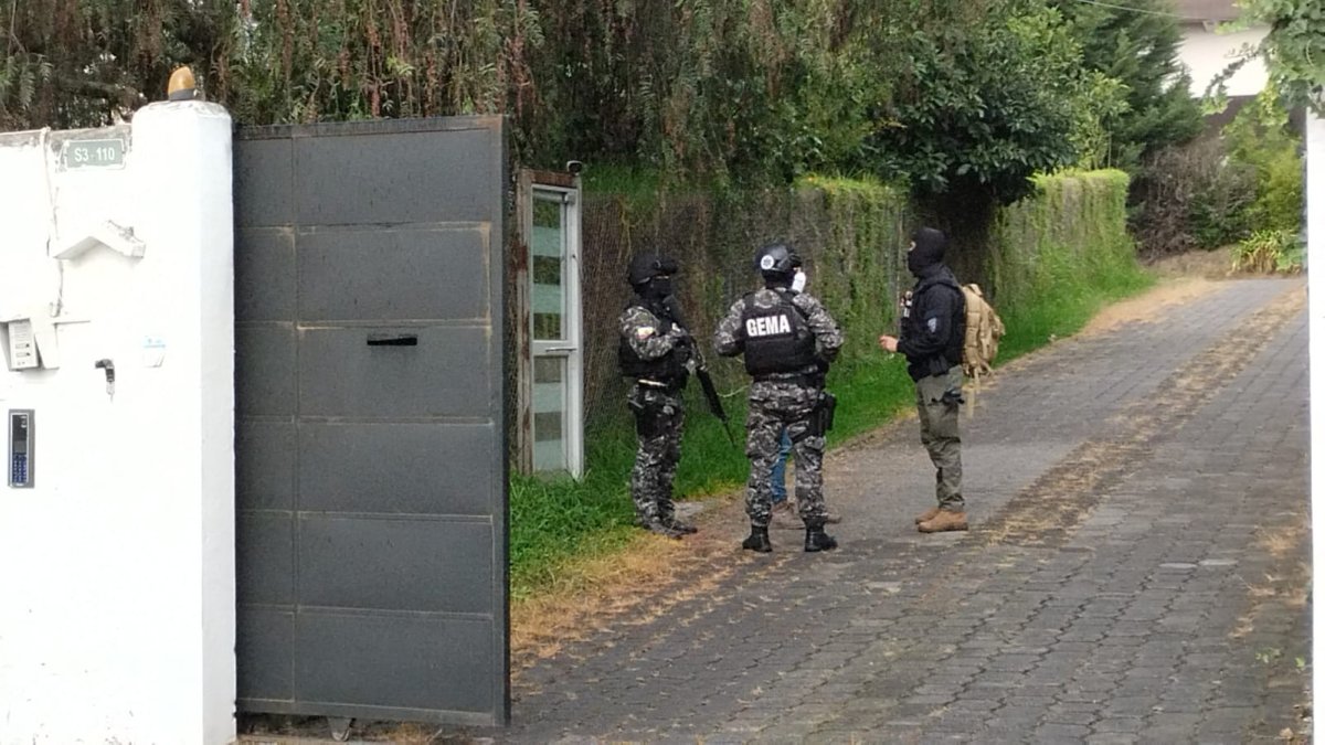 El operativo se llevó a cabo durante la madrugada.