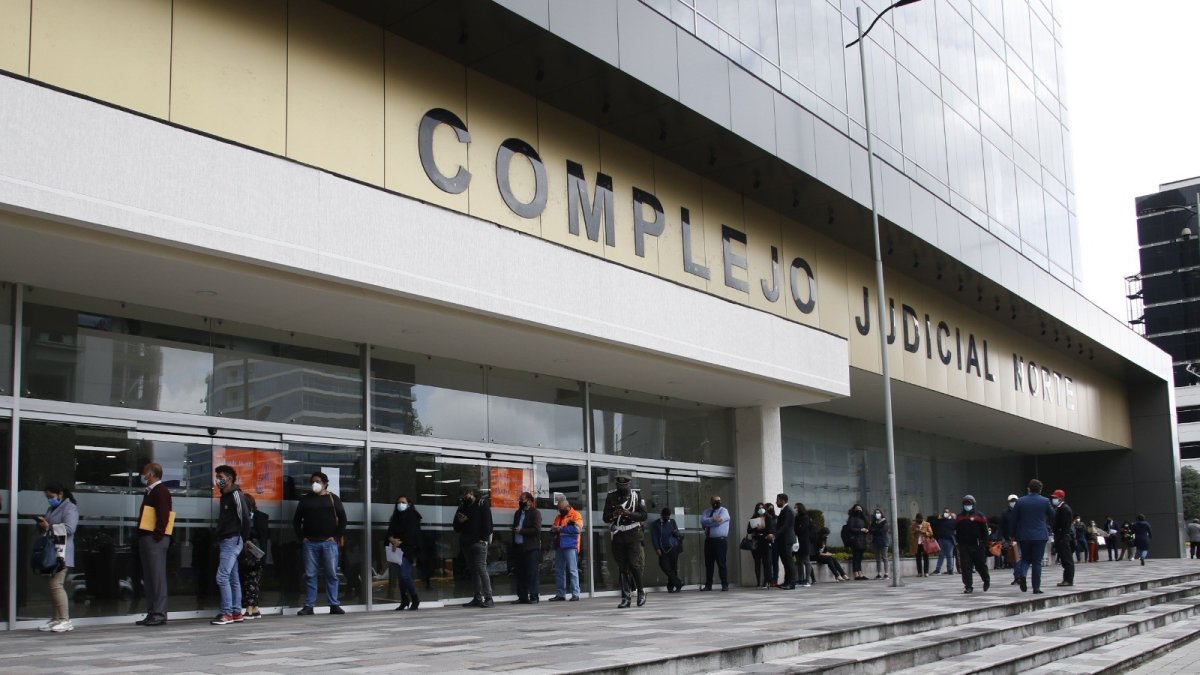 Audiencia. Este miércoles debía iniciar el juicio en contra de Sebastián Yunda en el Complejo Judicial.