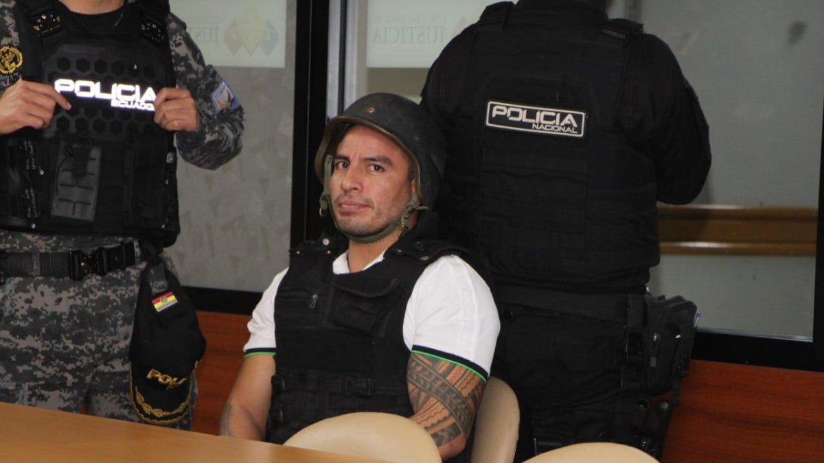 Daniel Salcedo en el edificio de la Corte Nacional de Justicia.