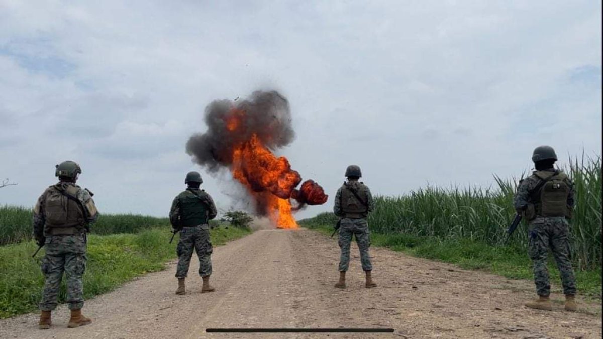 Las Fuerzas Armadas del Ecuador realizaron la inhabilitación de pistas aéreas en la provincia del Guayas.