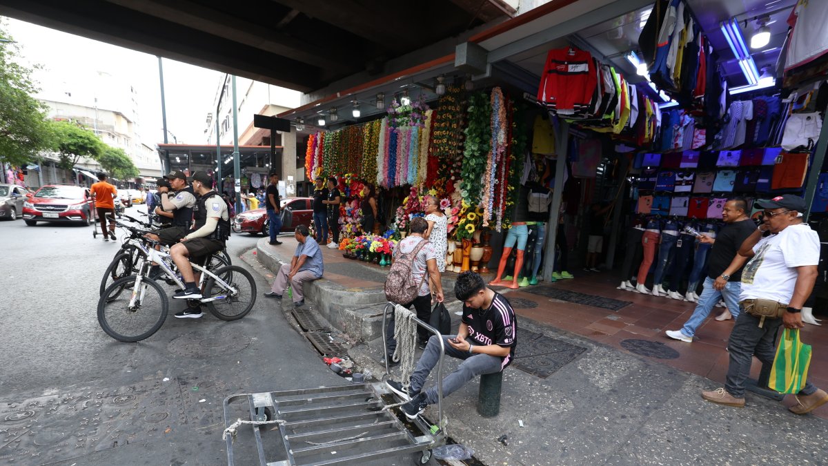 Control. La ciudadanía pide que el resguardo que se percibió este 18 de enero en el bahía, tras la reunión con las autoridades, sea permanente.