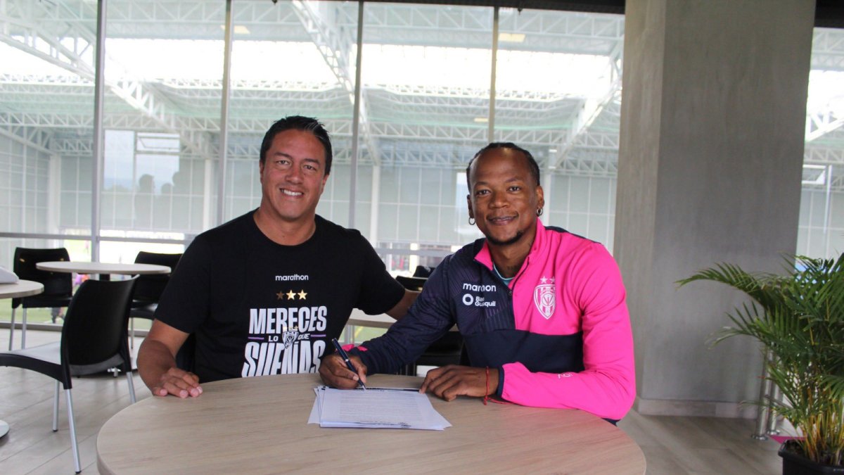 Romario Ibarra, regresa a Ecuador con la camiseta de Independiente del Valle.