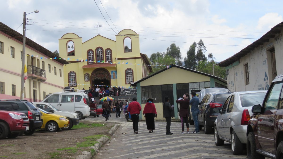 Templo. Esta iglesia católica se ha convertido en el patrono de los migrantes, quienes le atribuyen la fortuna de llegar a su destino con bien
