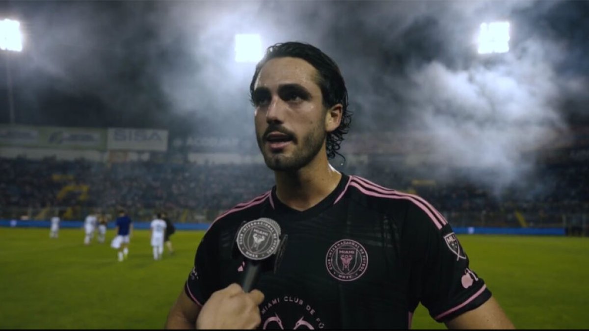 Leonardo Campana pelea el puesto en Inter Miami ante el experimentado Luis Suárez