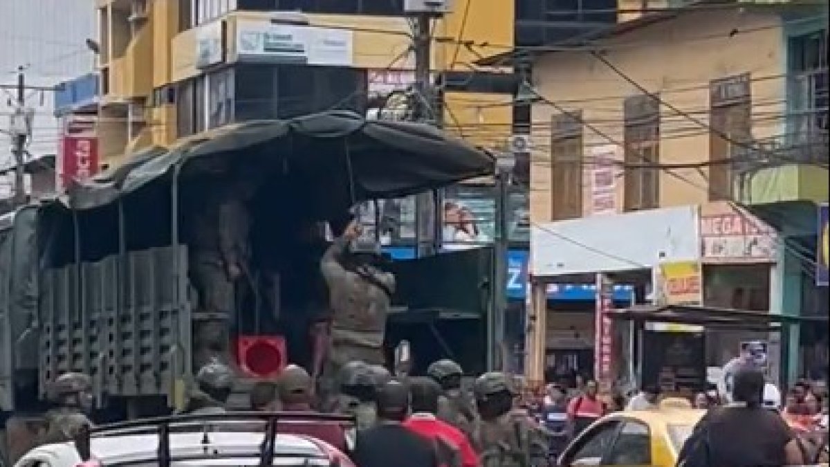 Los militares se encuentran en la urbe reforzando la seguridad.