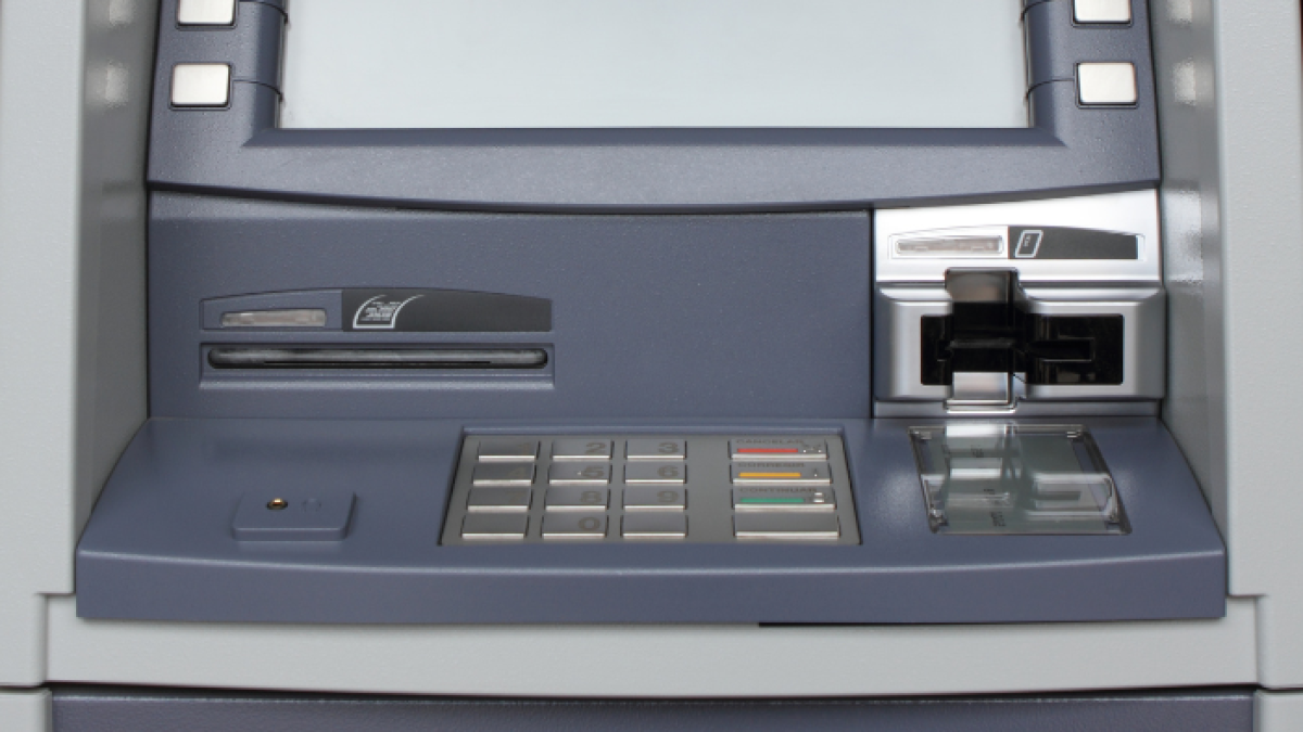 El cajero automático se encontraba en una farmacia de una reconocida cadena. (Imagen referencial)