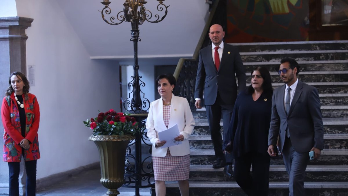 Canciller anuncia colaboración con Ecuador