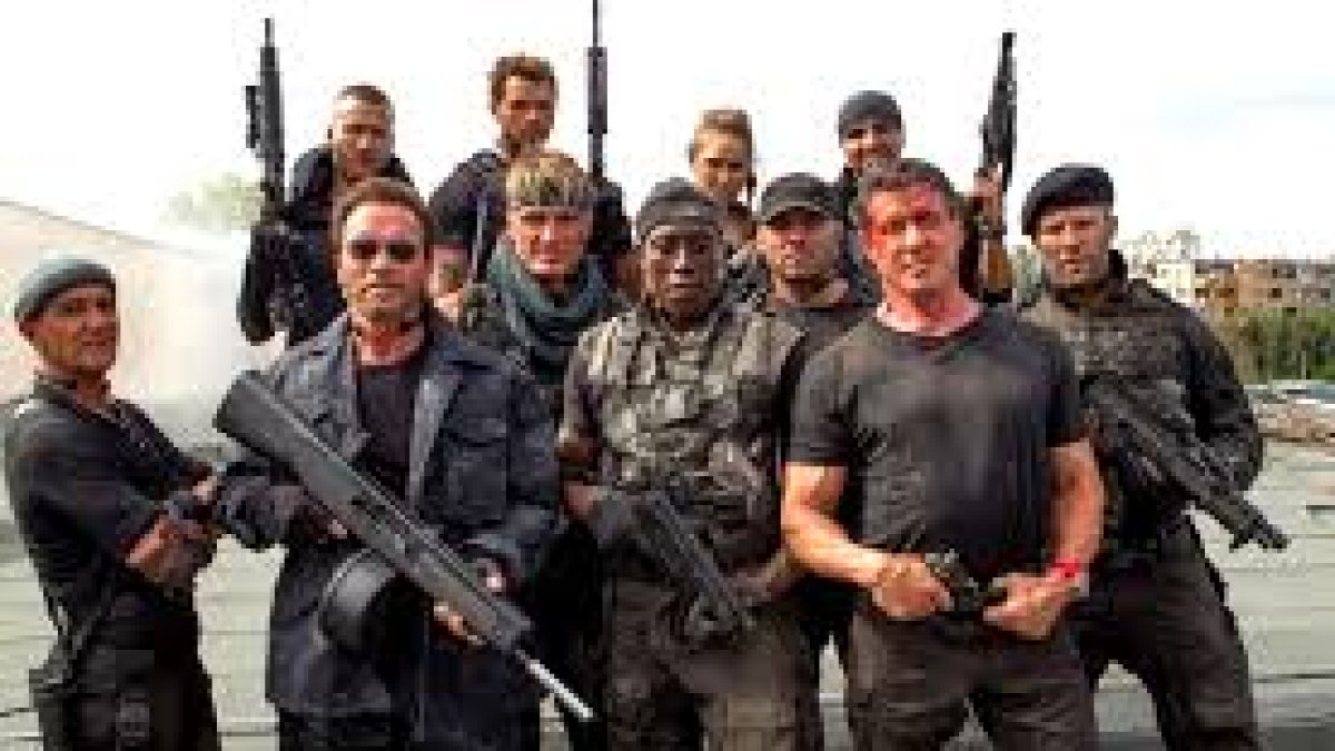 Expend4bles, como también se llama a Los indestructibles 4, recibió reseñas generalmente negativas de parte de la crítica y no funcionó en taquilla.