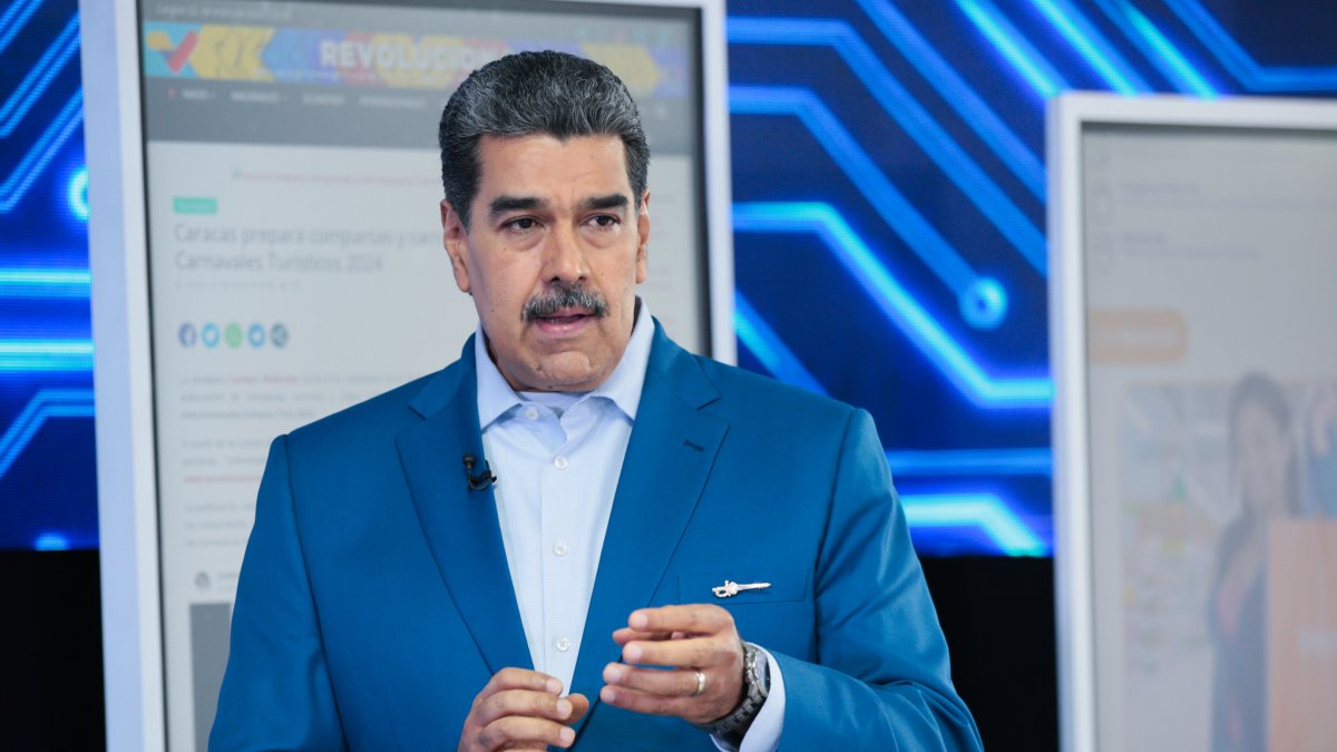 El presidente de Venezuela, Nicolás Maduro, en su programa semanal de televisión 