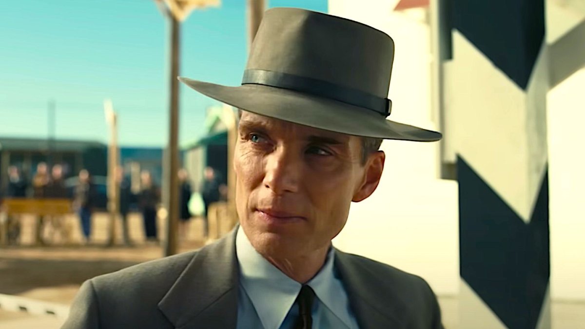 La atención se centra en si Christopher Nolan, director de Oppenheimer, finalmente se llevará a casa la estatuilla dorada que tanto ha eludido en sus anteriores nominaciones.