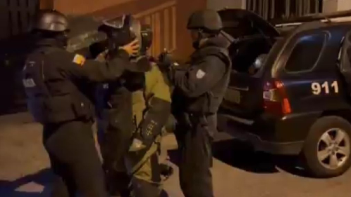 Miembros de la Policía llegaron hasta el punto.