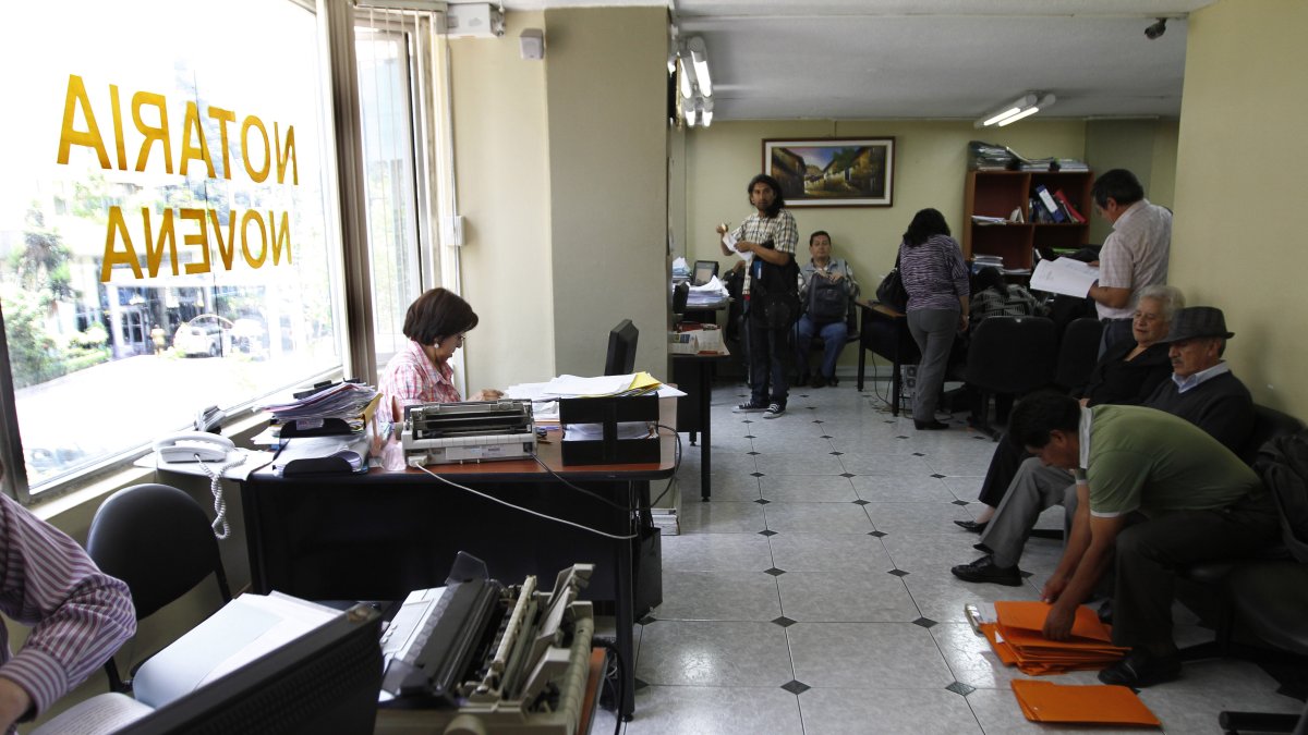 Trámite. El Notario Público realiza la declaración juramentada que, posterior, será subida a la escritura pública.