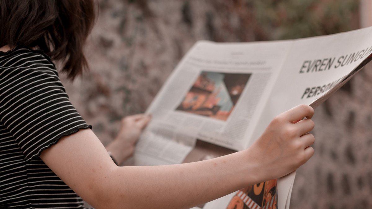 Lectora.- Dentro de quienes gustan leer el diario físico está la generación que tiene poder de compra.