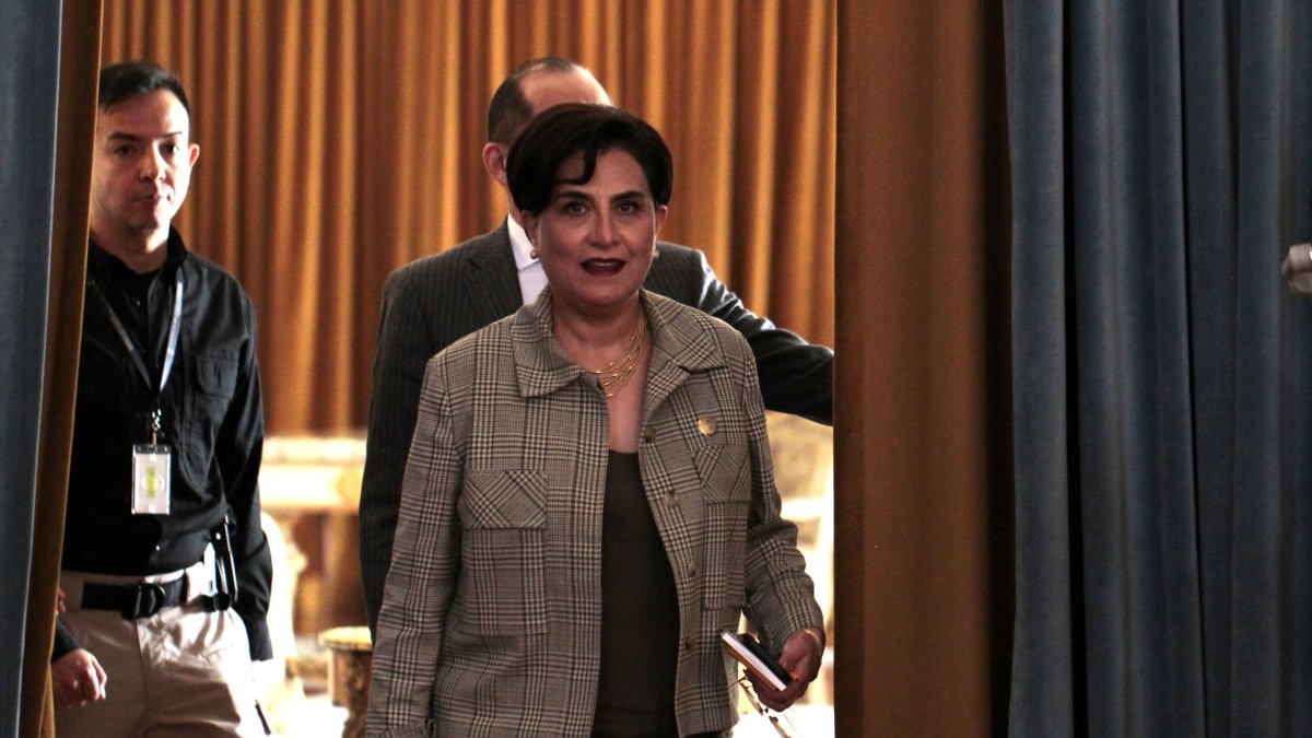 Gabriela Sommerfeld viene del sector empresarial y ahora en el sector público es la canciller de Ecuador.