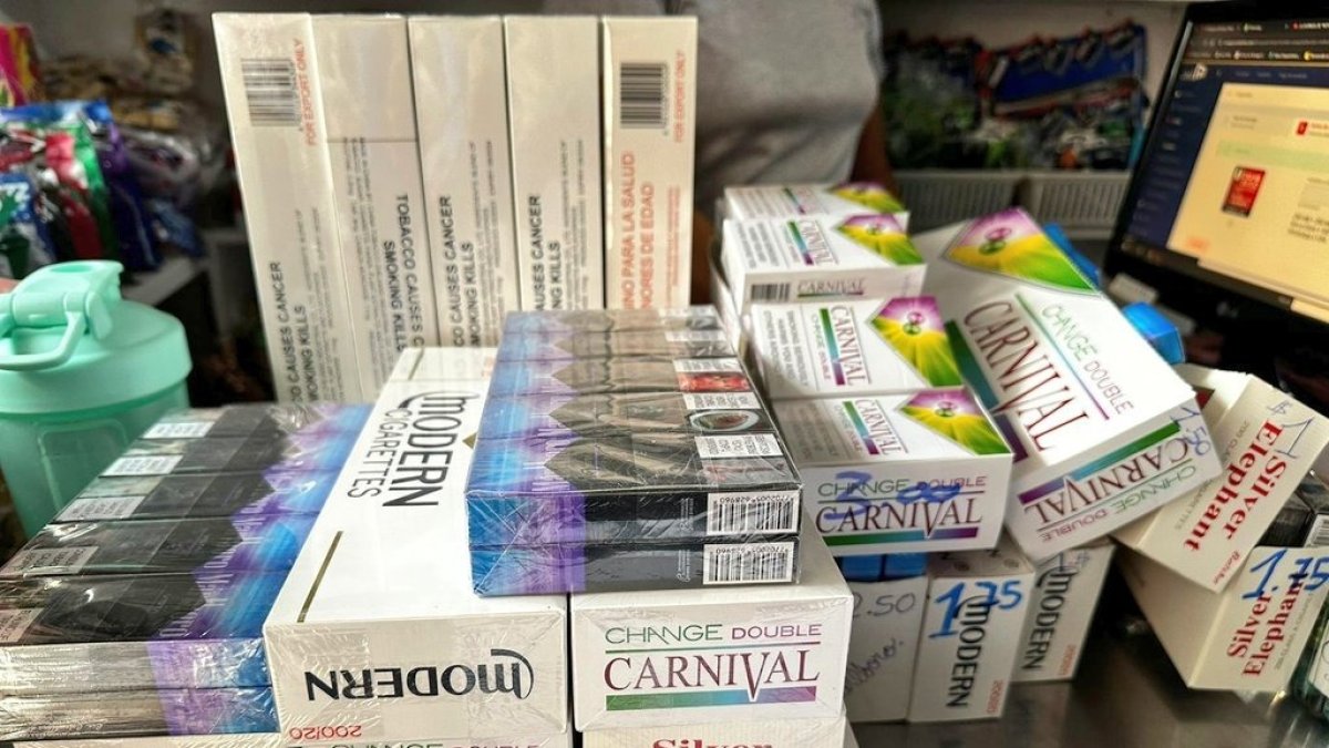 El contrabando de tabaco es un problema que aqueja al país.