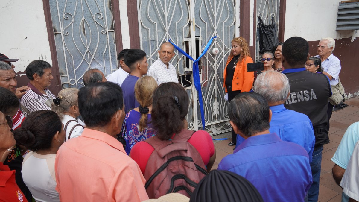 Acto. El comedor y el dispensario médico benefician a la población vulnerable.